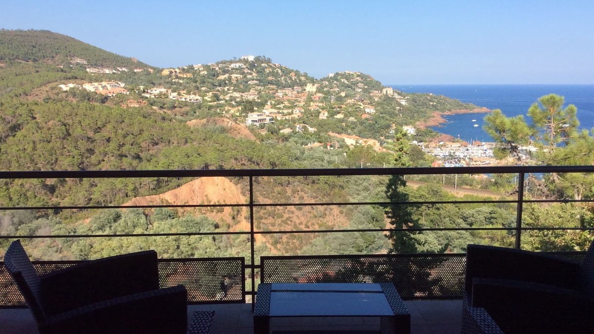 Espero-Pax Apartment | Apartment between sea and esterel