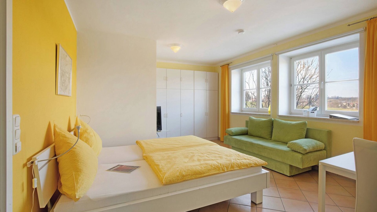 Mickhausen Apartment | Apartment 'Birkethof - Studio' with Mountain View, Private Terrace and Wi-Fi