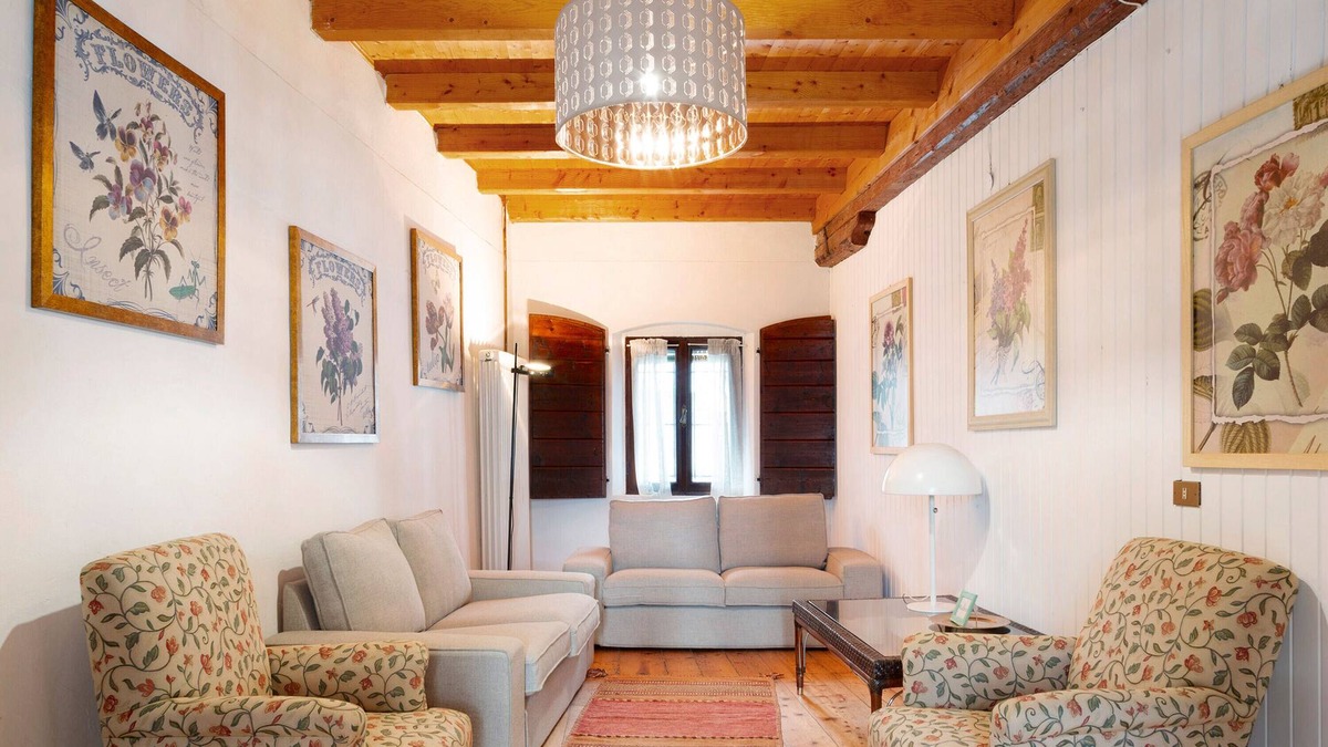 Santa Giustina Apartment | Apartment 'Bivai - Chardonnay' with Shared Pool, Shared Garden and Wi-Fi