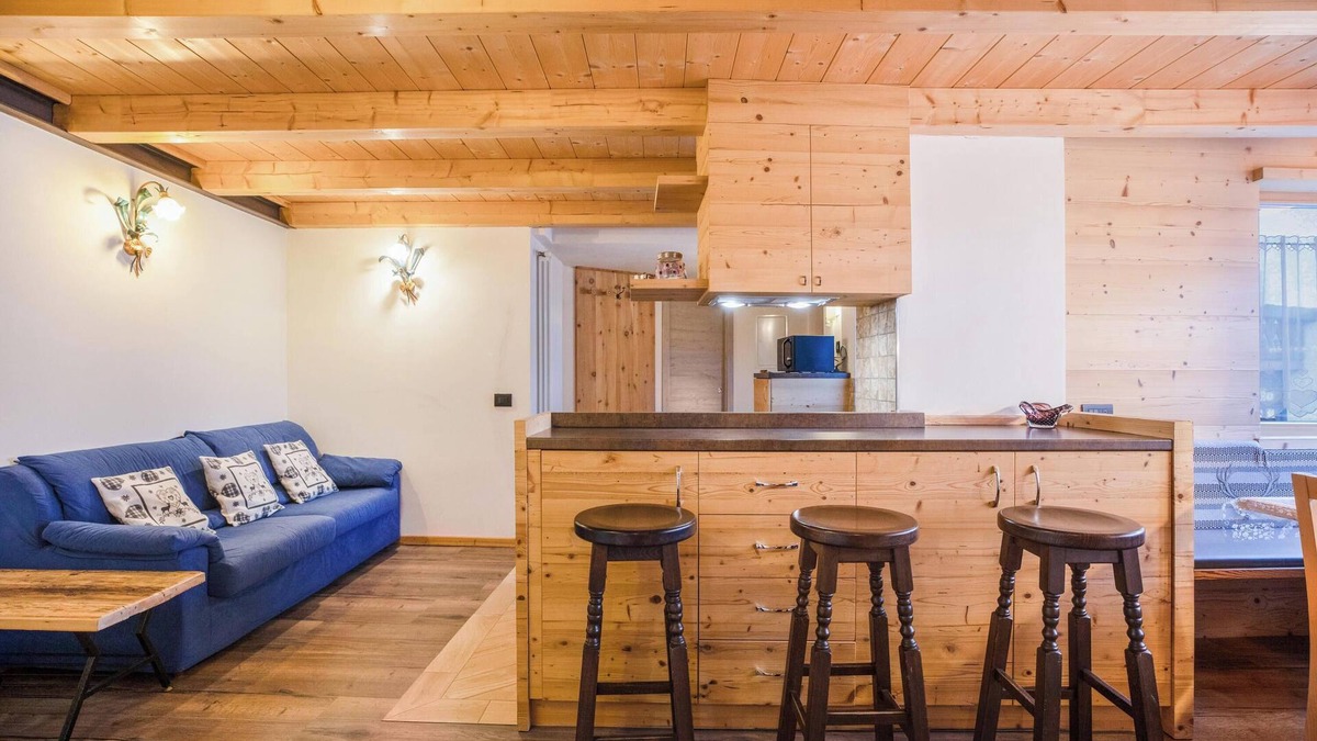 Campitello di Fassa Apartment | Apartment Chalet Osmar Appartamento 2 with Mountain View, Wi-Fi, Garden & Terrace