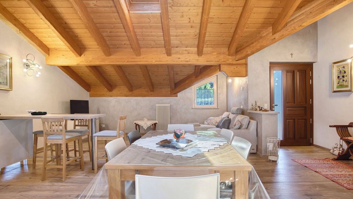 Variney-Chez Roncoz Apartment | Apartment 'Civico 60' with Mountain View, Private Terrace and Wi-Fi