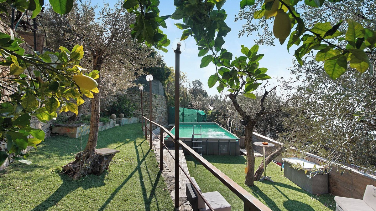 Recco Apartment | Apartment 'Ca' Dû Massunin' with Sea View, Wi-Fi and Air Conditioning