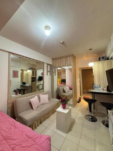 East Jakarta Apartment | Apartment Cantik Studio KELAPA GADING FREE WIFI