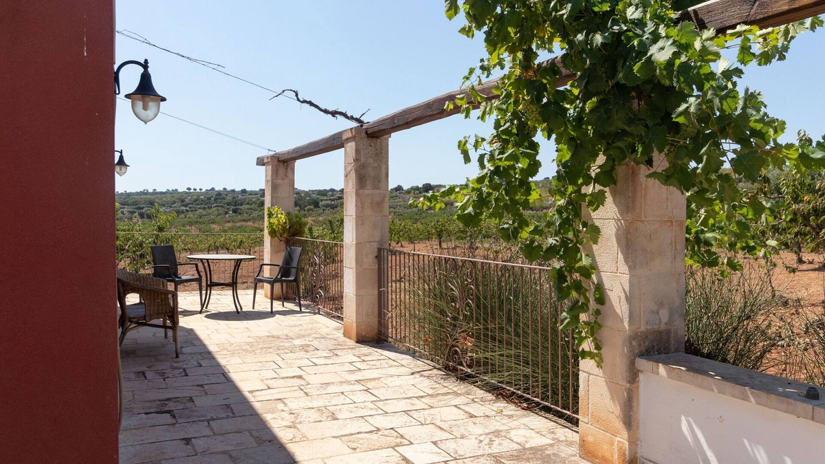Alcanterini Apartment | Apartment 'Casa Rossa' with Private Terrace, Private Garden and Air Conditioning