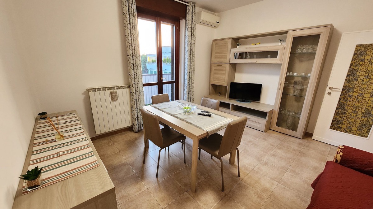 Liscate Apartment | Apartment casa antonio 10 minutes from linate 35 minutes dabergamo