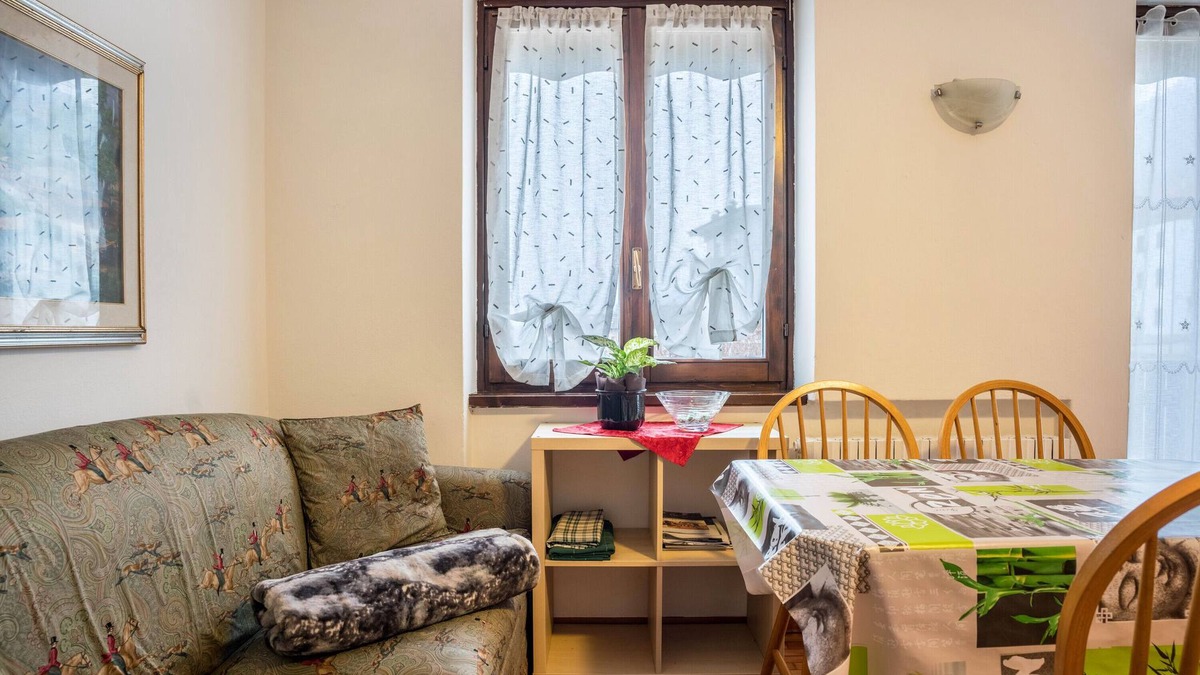 Ragoli Apartment | Apartment 'Casa D'ala Paiona' with Mountain View, Private Garden and Wi-Fi
