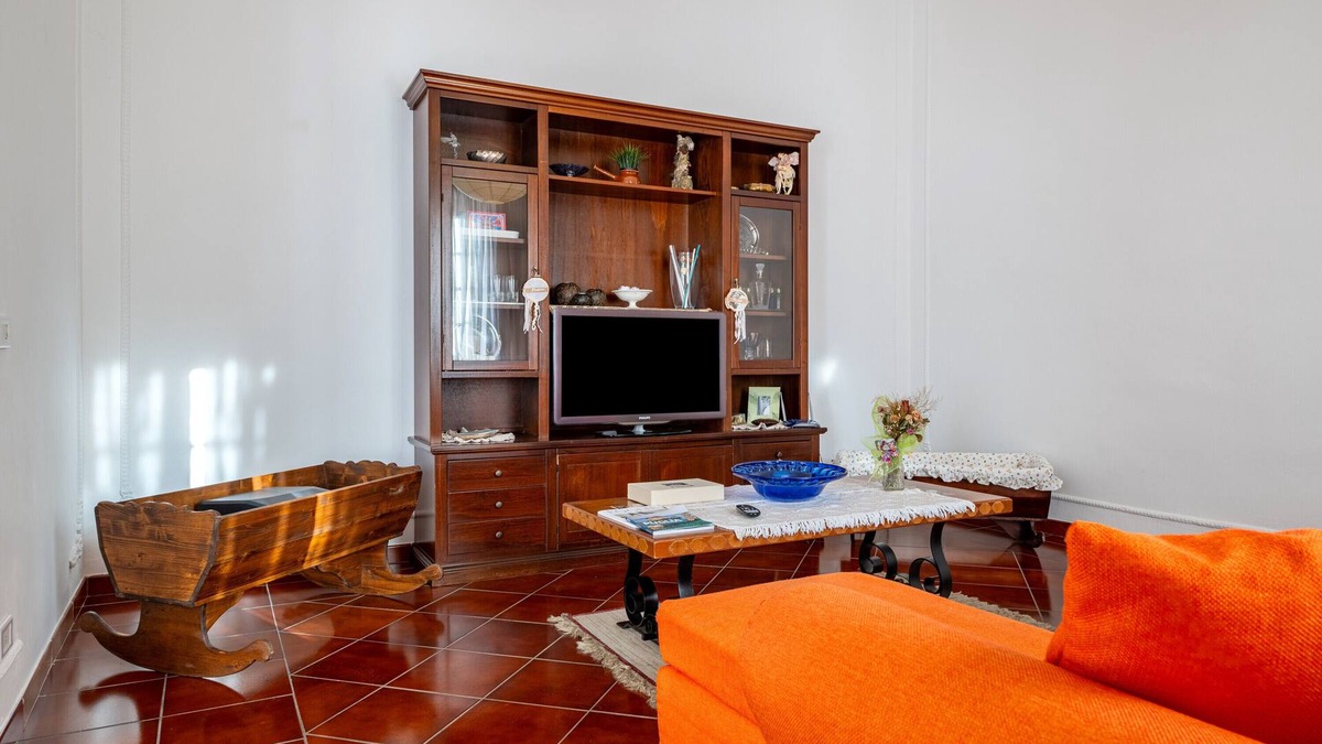 Pezze di Greco Apartment | Apartment 'Casa Da Anna' with Private Terrace, Wi-Fi and Air Conditioning