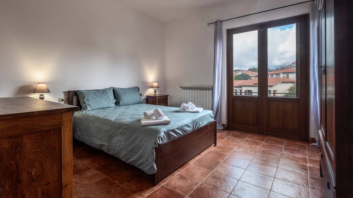 Poggio Murella Apartment | Apartment 'Casa Doriana' with Balcony and Wi-Fi