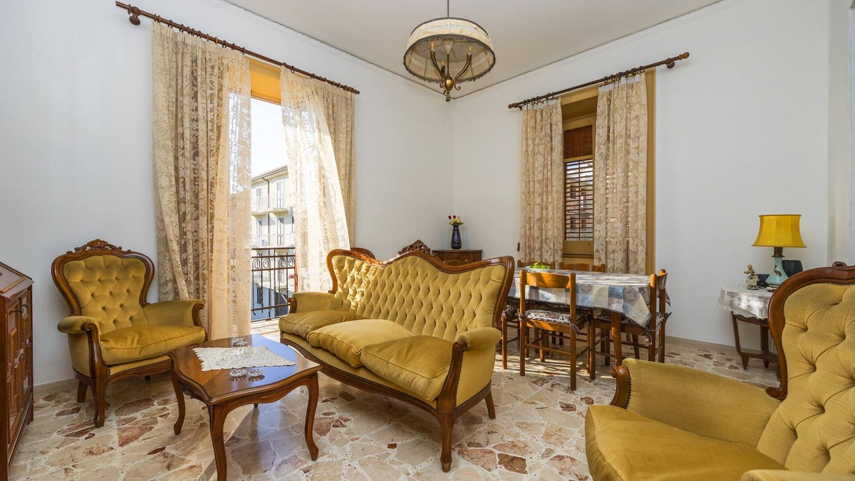 Gioiosa Marea Apartment | Apartment 'Casa Gioiosa - Tutto A Un Passo' with Balcony, Wi-Fi and Air Conditioning