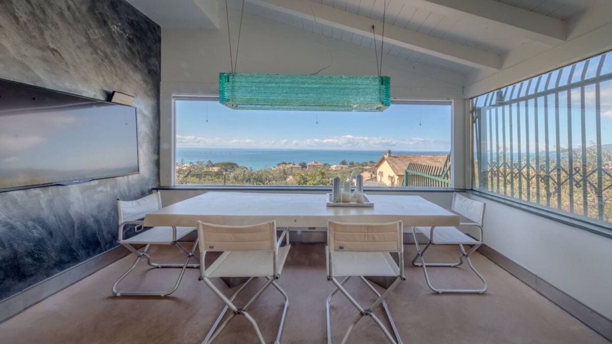 Lavagna Apartment | Apartment Casa Lorenzo with Sea View, Shared Garden, Air Conditioning and Wi-Fi