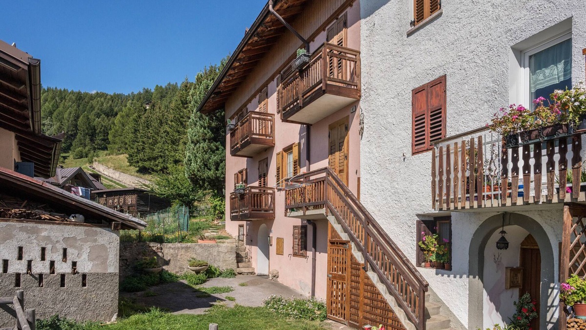 Peio Apartment | Apartment "Casa Peio" with Mountain View & Shared Garden