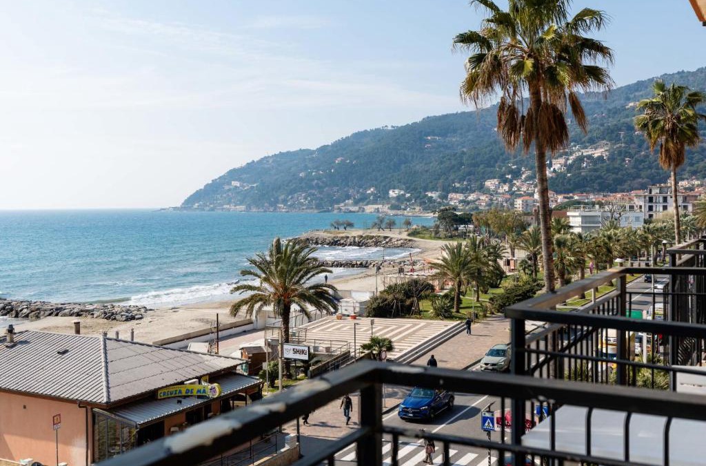Marina di Andora Apartment | Apartment Casa sul Mare by Interhome