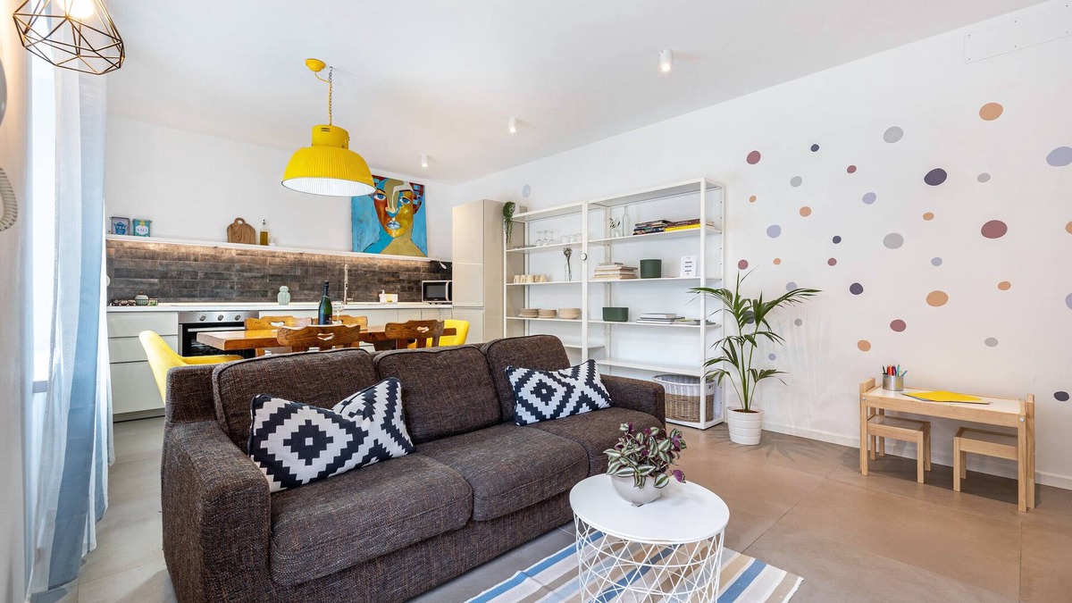 Rovereto Apartment | Apartment 'Casa Sul Leno' with Mountain View and Wi-Fi