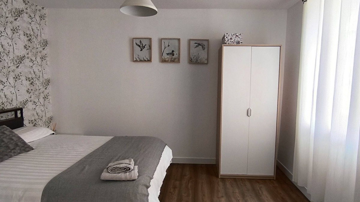 Bellegarde-sur-Valserine Apartment | Apartment 'Cecile' with Mountain Views, Private Garden and Wi-Fi