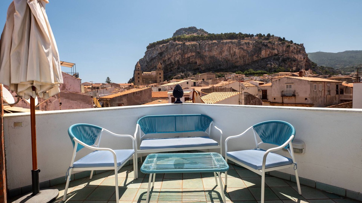 Old Town Apartment | Apartment 'Cefalhome - Veterani' with Sea View, Wi-Fi and Air Conditioning