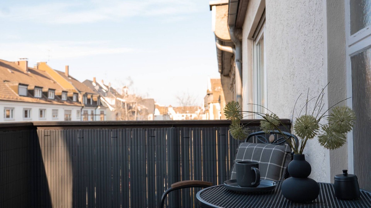 Weststadt Sudlicher Teil Apartment | Apartment 'City - Weststadt' with Balcony and Wi-Fi