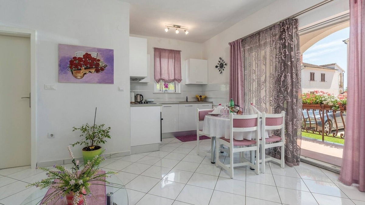 Vrvari Apartment | Apartment Complex Baldini/Apartment Ernesta