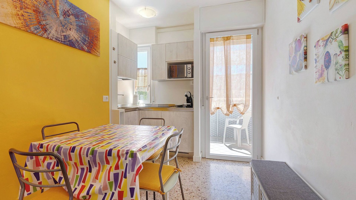 Bibione Lido dei Pini Apartment | Apartment "Condominio Baja C15" Near the Beach with Sea View, A/C & Balcony