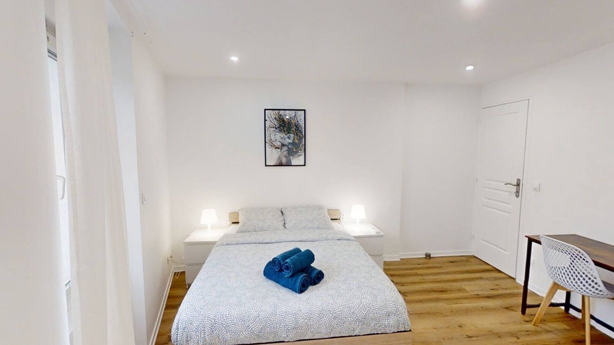 Le Mee-sur-Seine Apartment | Apartment 'Cosy Calm Seine Riverside Garden' with Balcony and Wi-Fi