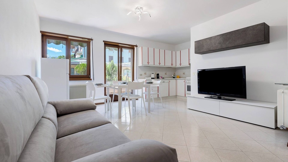 Ponte Arche Apartment | Apartment 'Cuore Di Comano' with Mountain View, Private Terrace and Balcony