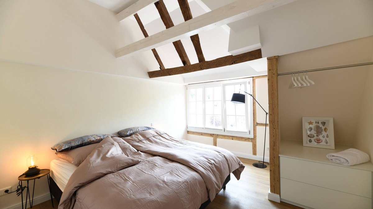 Heppenheim Apartment | Apartment 'Das Schiefe Haus Whg Odenwald' with Wi-Fi