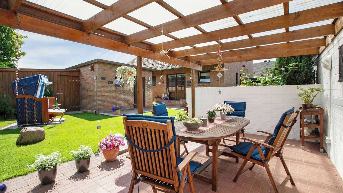 Suderstapel Apartment | Apartment 'Ferienwohnung Stolle' with Terrace, Garden and Wi-Fi