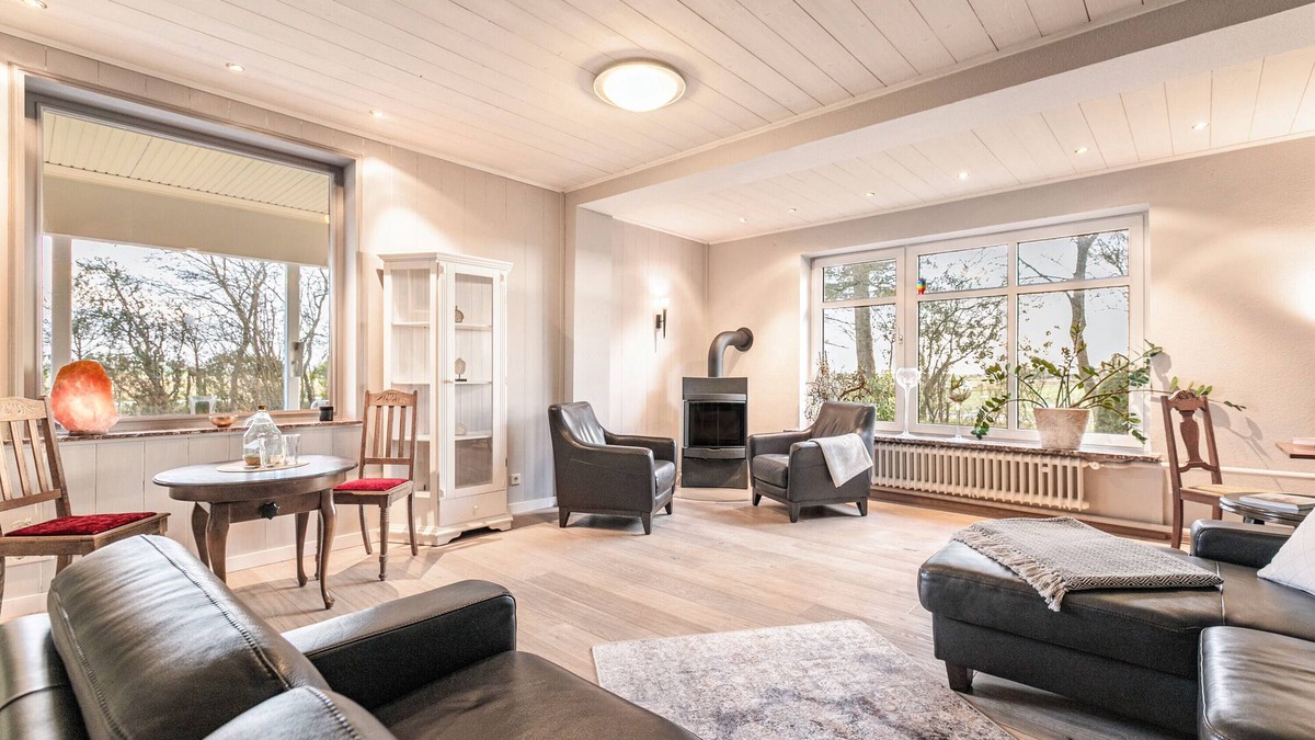 Cecilienkoog Apartment | Apartment 'Denkerhof Auszeit' with Shared Garden and Wi-Fi