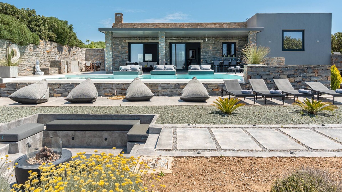 Ellinika Villa | Apartment 'Drys Il' with Sea View, Wi-Fi and Air Conditioning