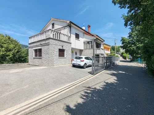 Mihotici Apartment | Apartment Eni