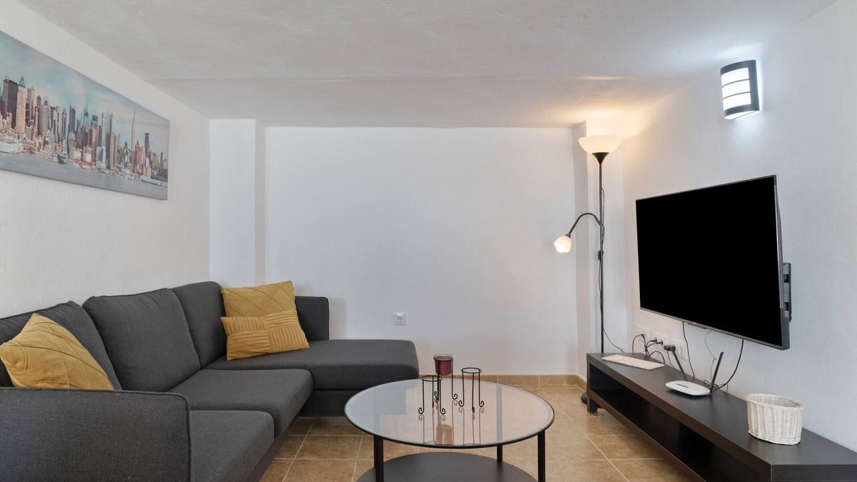 Alcala de los Gazules Apartment | Apartment 'Villasur' with Wi-Fi