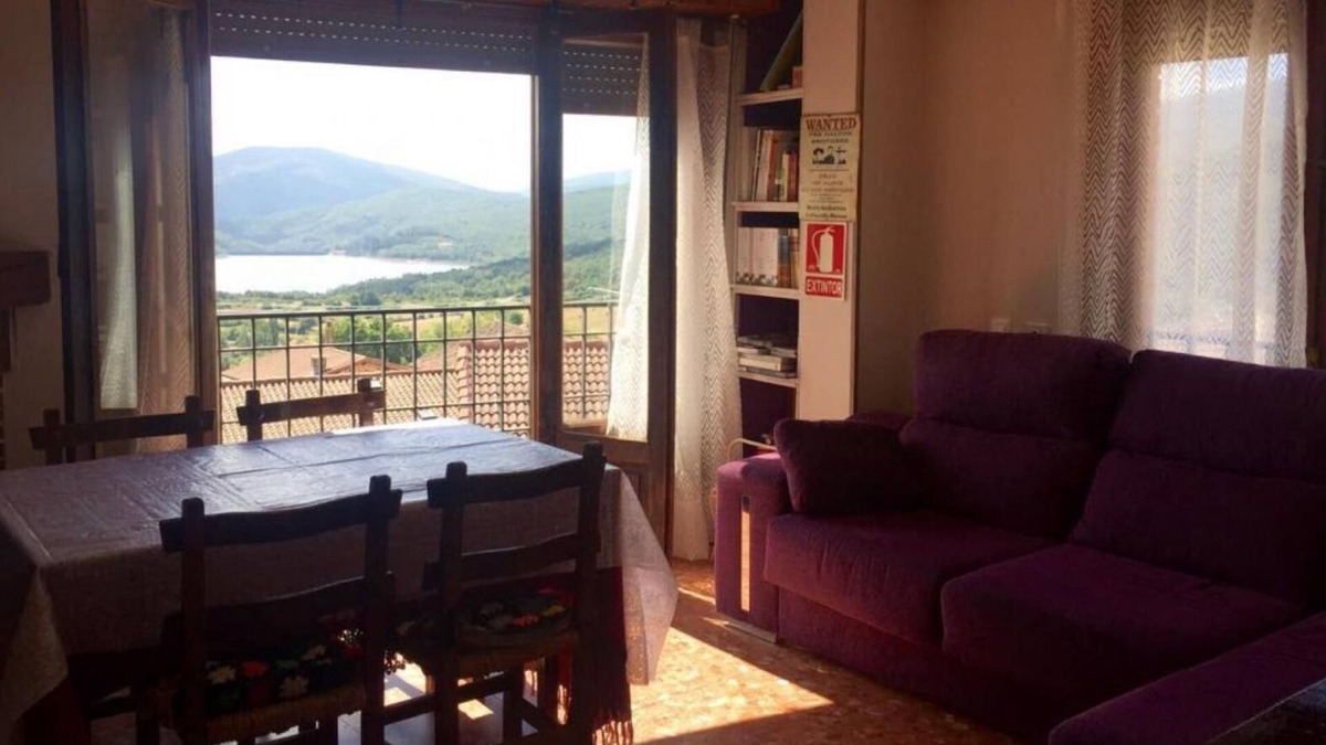 El Rasillo de Cameros Apartment | Apartment 'Luar 3' with Mountain View and Wi-Fi