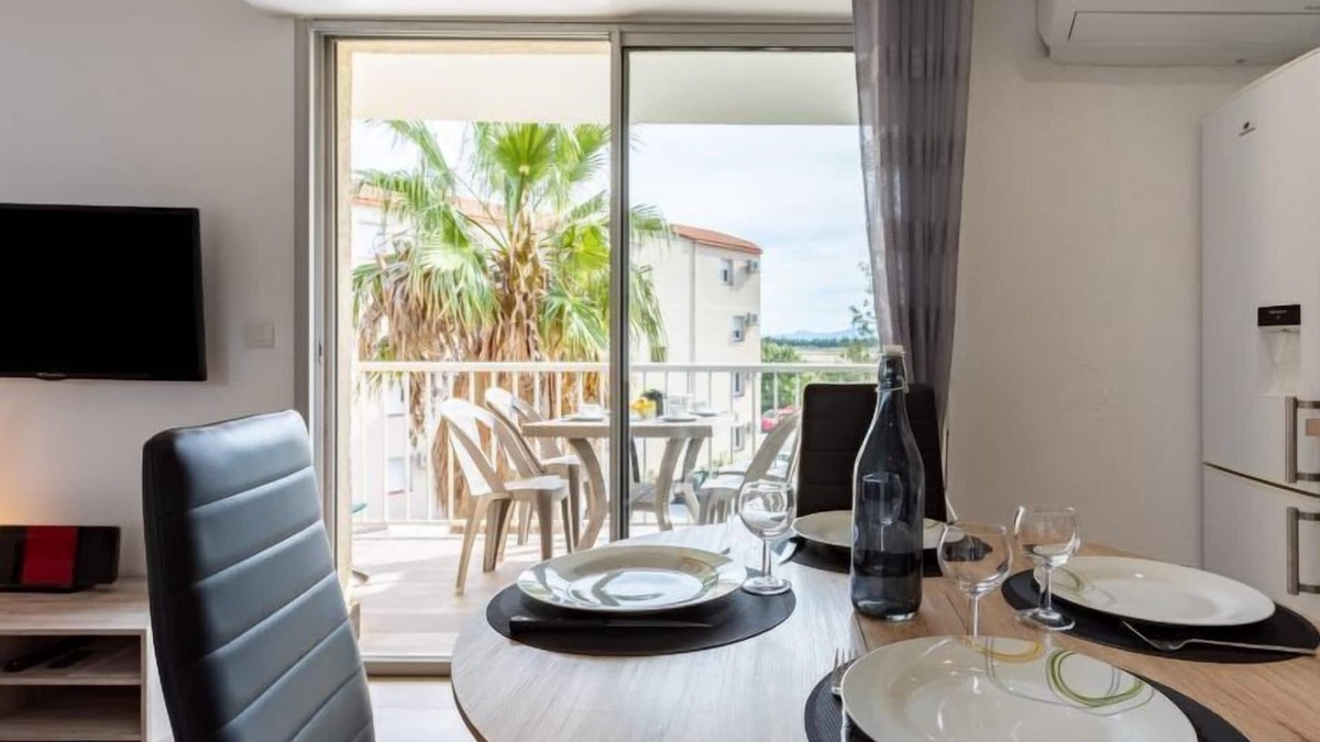 Les Hauts de Canet Apartment | Apartment Europa by Interhome