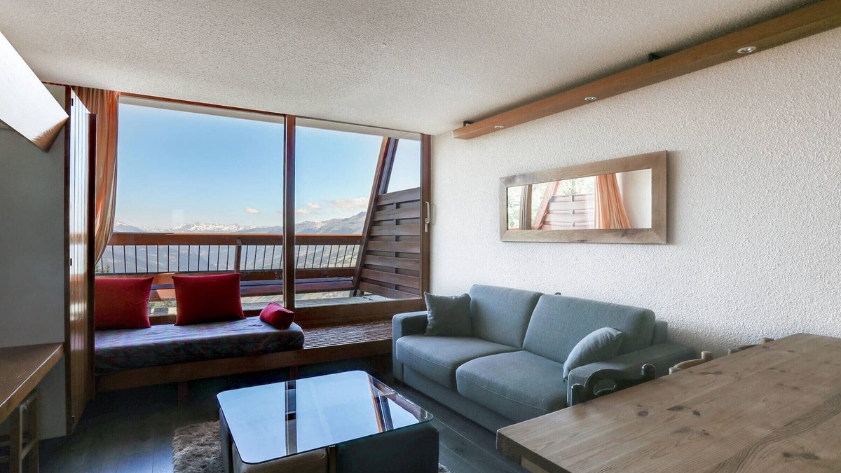 Arc-1600 Apartment | Apartment for 6 in Arc 1600 near slopes and shops