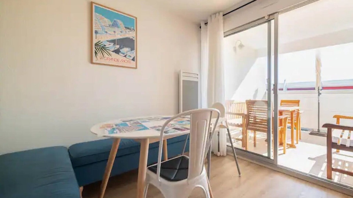 Le Couchant Apartment | Apartment F2 terrace "Port Athena" 150 m from the beach