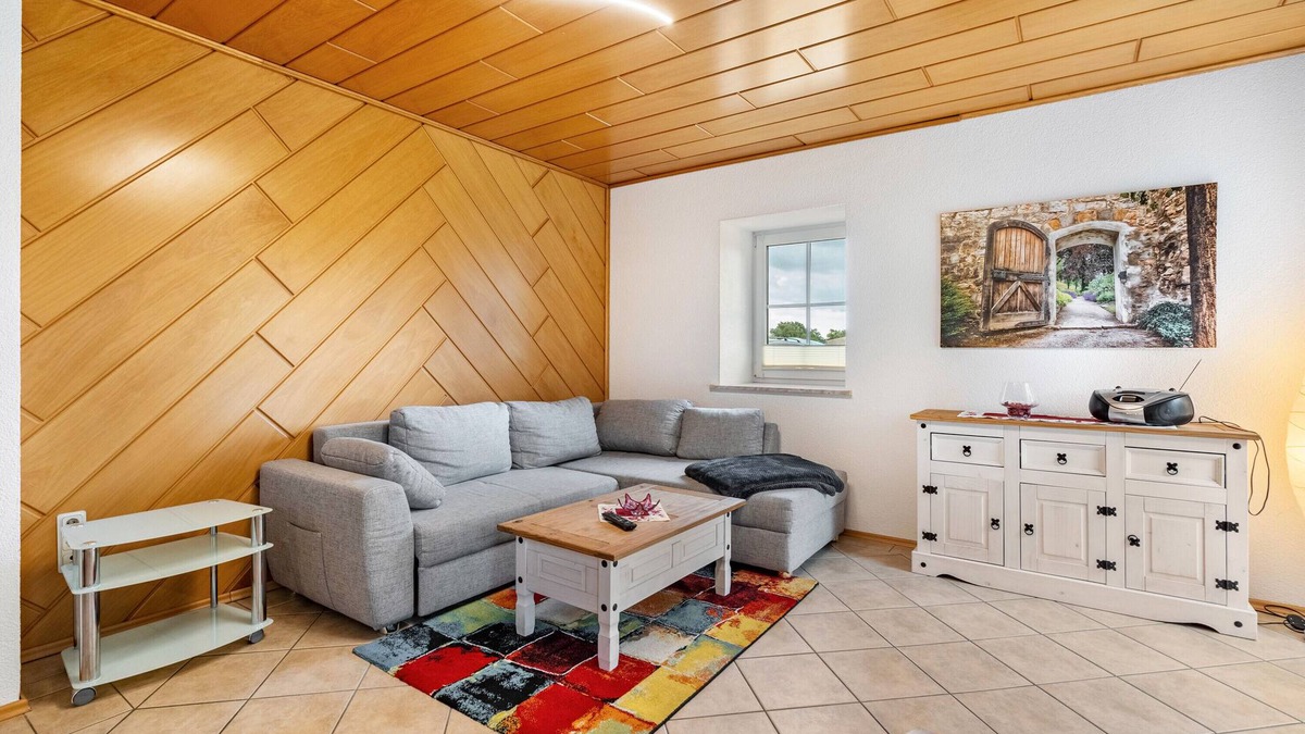 Krappe Apartment | Apartment 'Familie Nahrstedt Parterre' with Shared Terrace, Private Garden and Wi-Fi