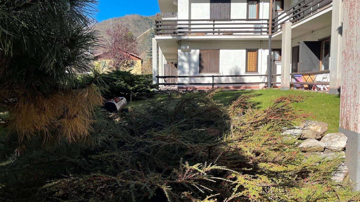 Bardonecchia Apartment | Apartment 'Fantastica Bardo' with Mountain View, Private Terrace and Wi-Fi