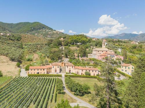Santo Stefano del Ponte Apartment | Apartment Felicita e Pietro by Interhome
