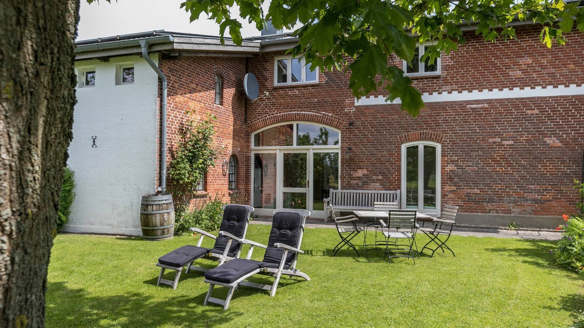 Nubelfeld Apartment | Apartment 'Ferienwohnung Alter Heuboden' with Private Garden and Wi-Fi