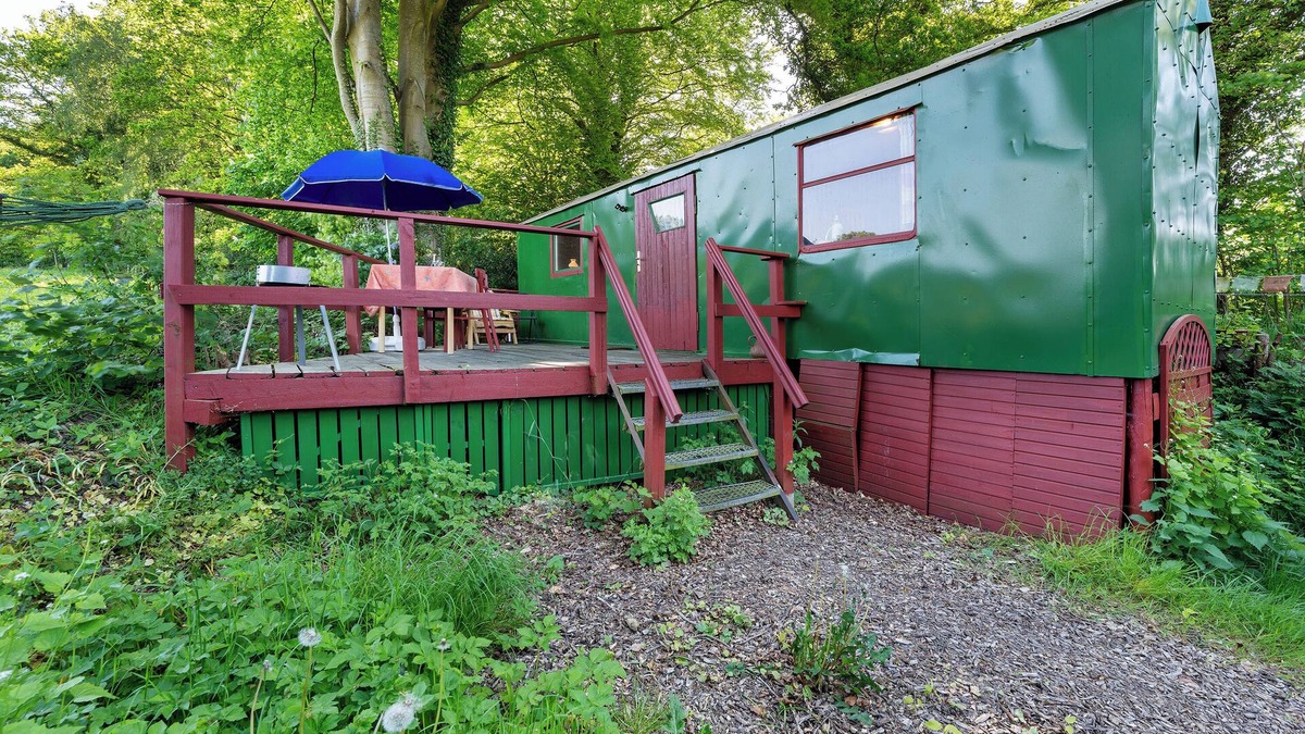 Ascheffel House | Apartment 'Ferien Tinyhaus Im Tal' with Private Terrace and Wi-Fi