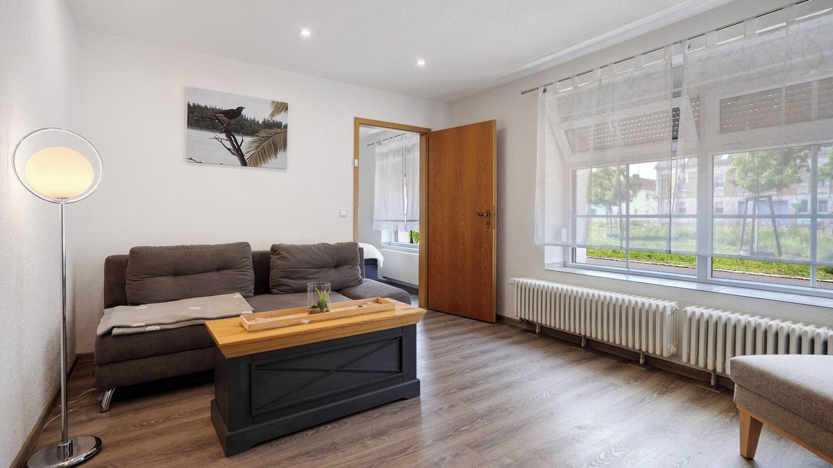 Groskoschen Apartment | Apartment 'Ferienwohnung Zur Kirche' with Shared Garden and Wi-Fi