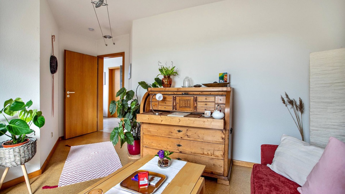 Suden Apartment | Apartment 'Ferienwohnung 'bi Uns To Hus' -' with Private Terrace, Private Garden and Wi-Fi