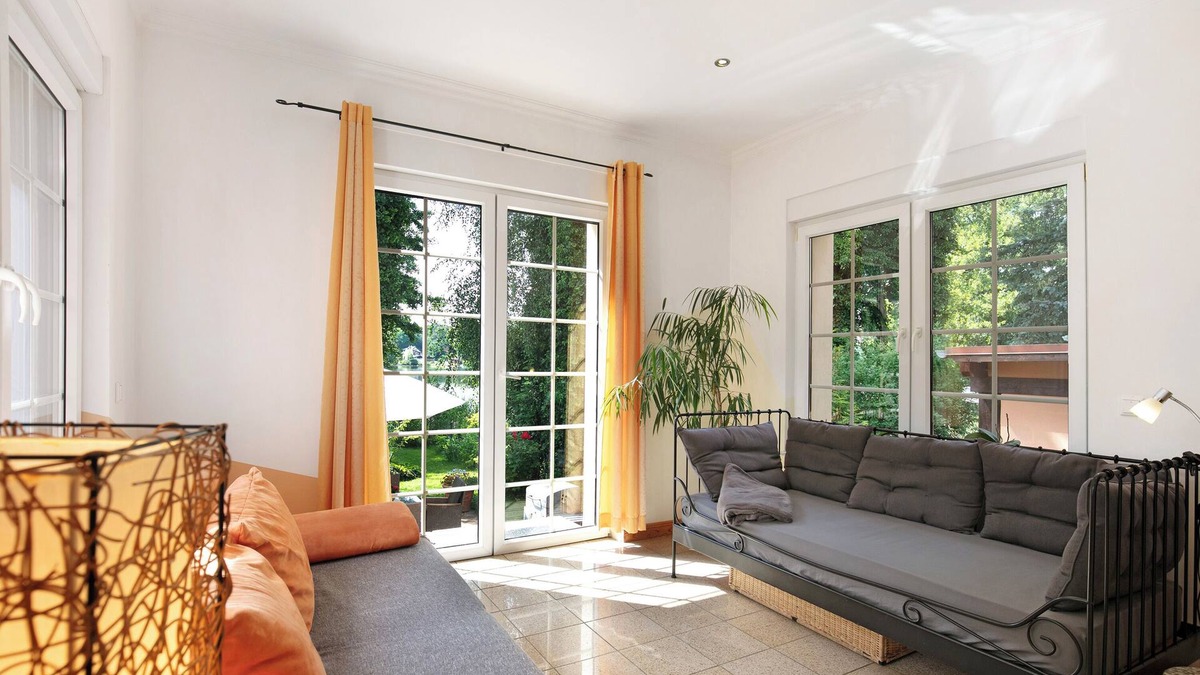 Bestensee Apartment | Apartment 'Ferienwohnung Bestensee' with Lake View, Private Terrace and Wi-Fi