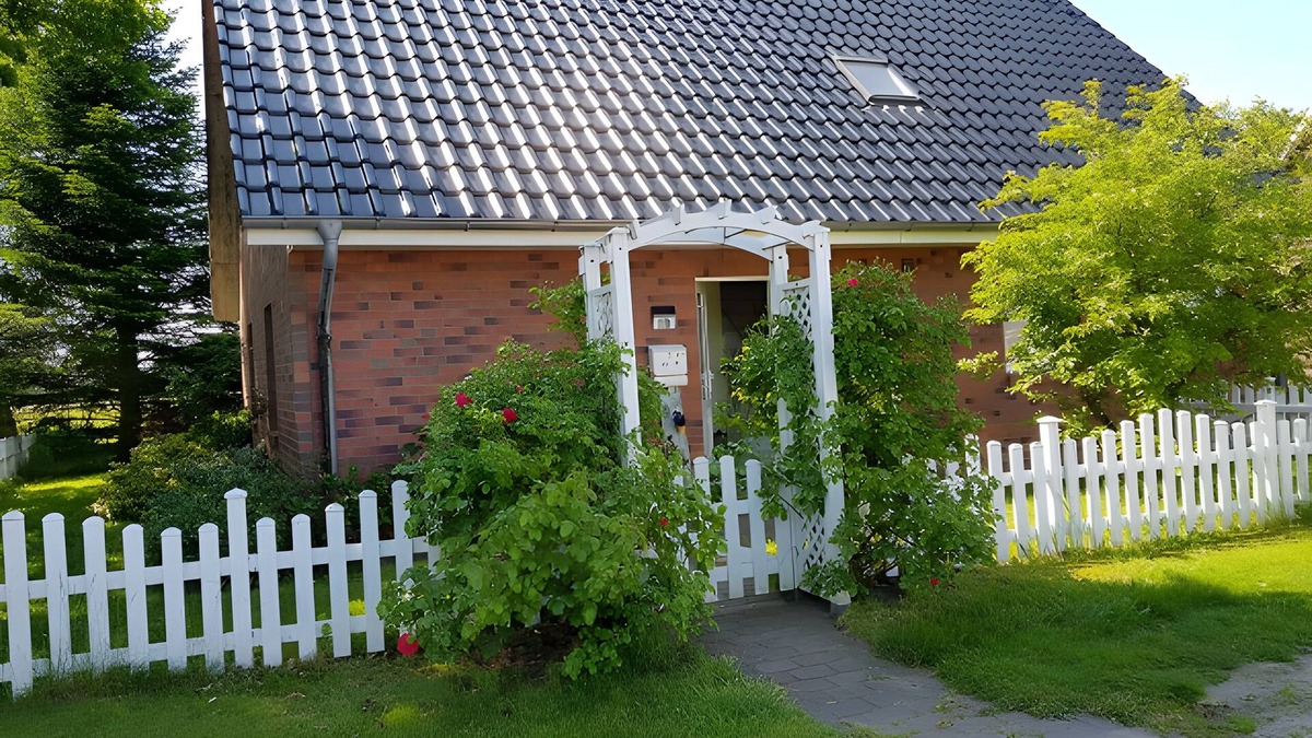 Lehe Apartment | Apartment 'Ferienwohnung Abendsonne' with Wi-Fi