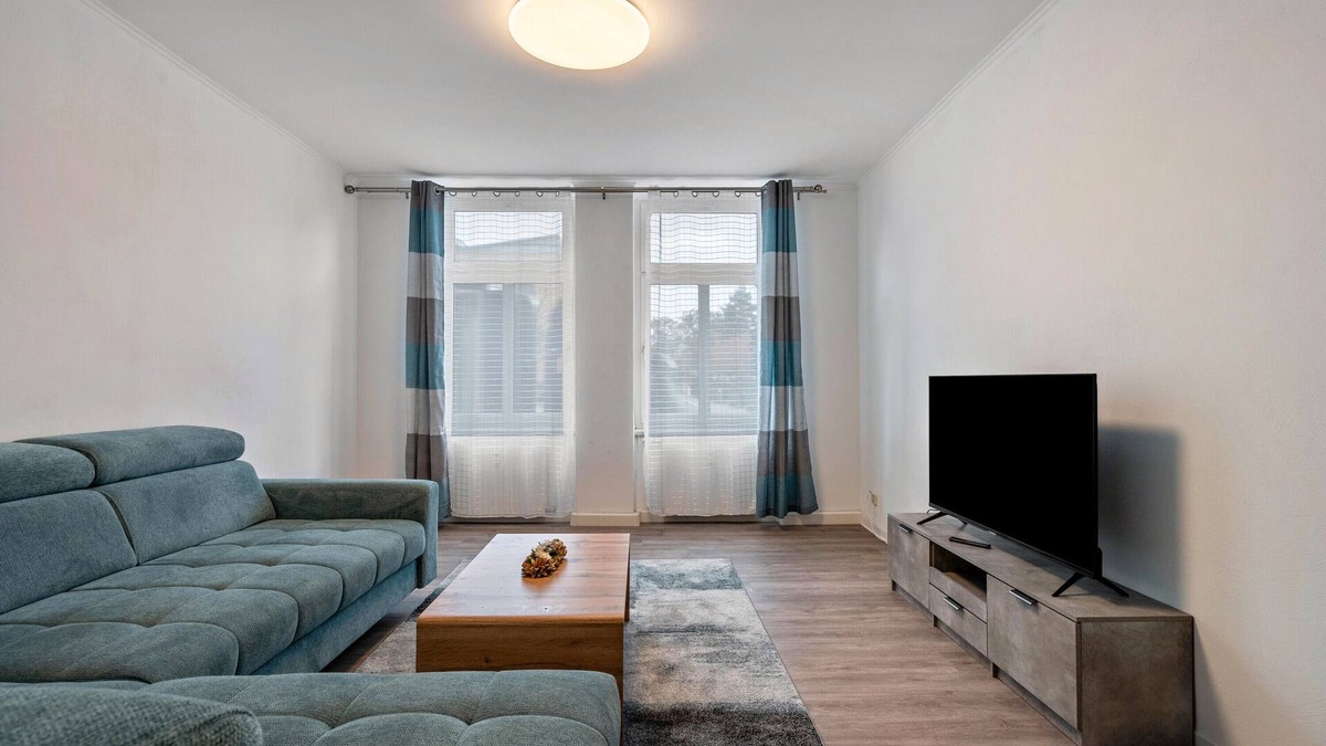 Gera Apartment | Apartment 'Ferienwohnung Am Theaterplatz' with Wi-Fi