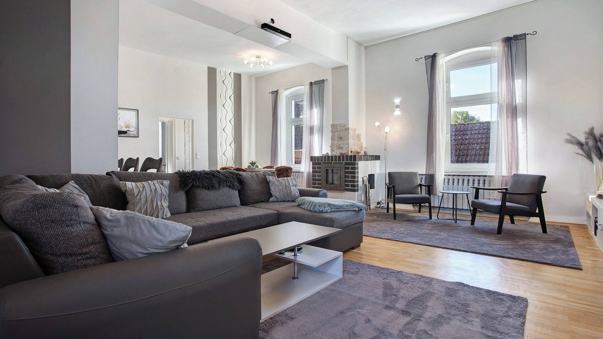 Gramzow Apartment | Apartment 'Ferienwohnung Zum Alten Hotel' with Wi-Fi