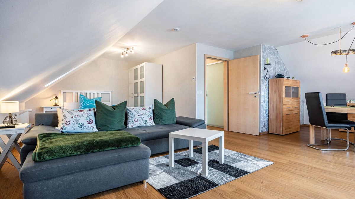 Hamelin Apartment | Apartment 'Ferienwohnung Schilling' with Wi-Fi