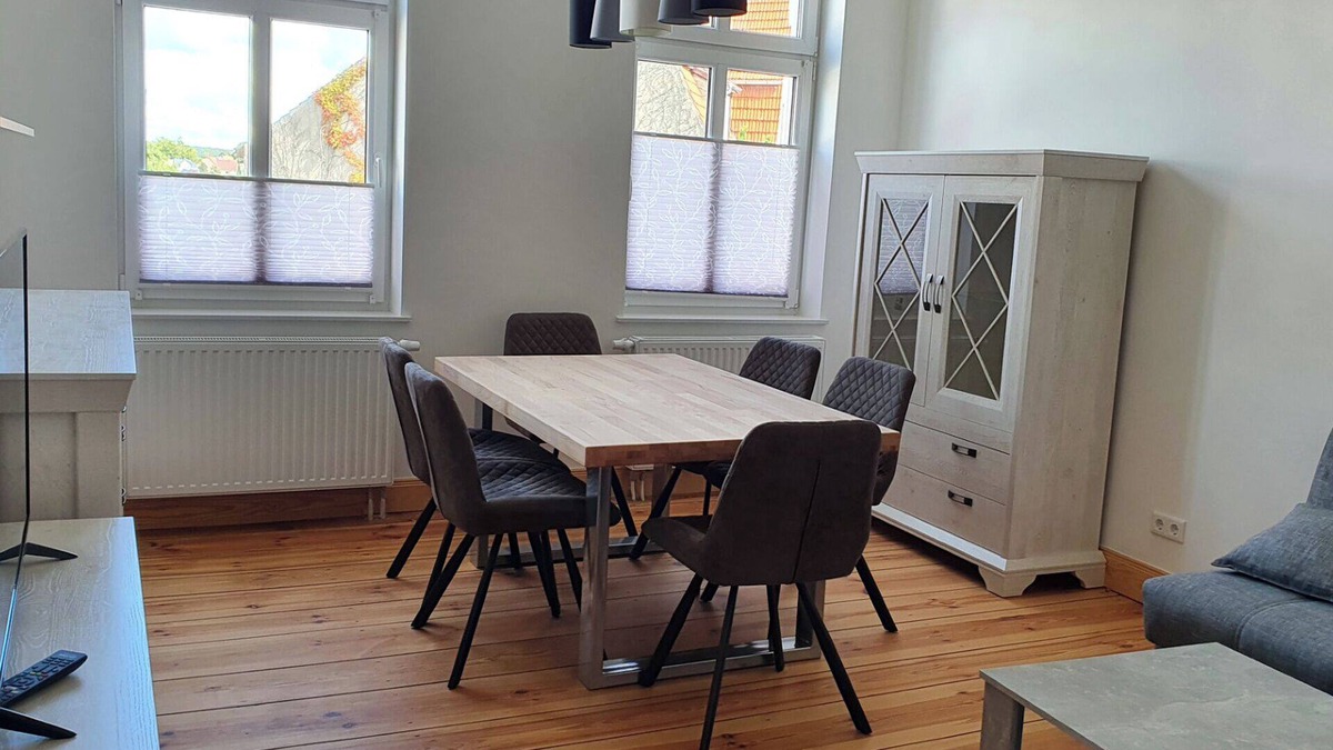 Lychen Apartment | Apartment 'Ferienwohnung Og Rechts - Lychen' with Lake View, Shared Terrace and Wi-Fi