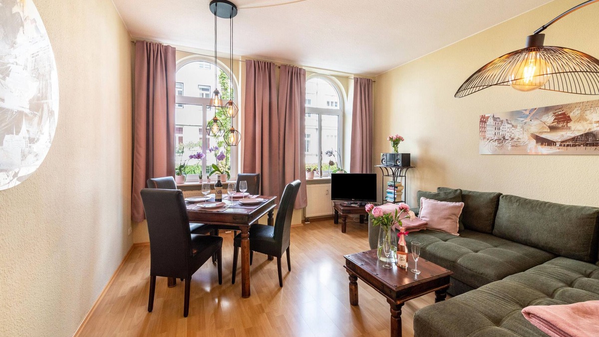 Stadtmitte Apartment | Apartment 'Ferienwohnung 'Rostocker 7' with Balcony and Wi-Fi