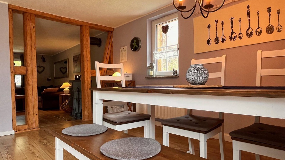 Tanne Apartment | Apartment 'Ferienwohnung Hexenstube 2' with Balcony and Wi-Fi