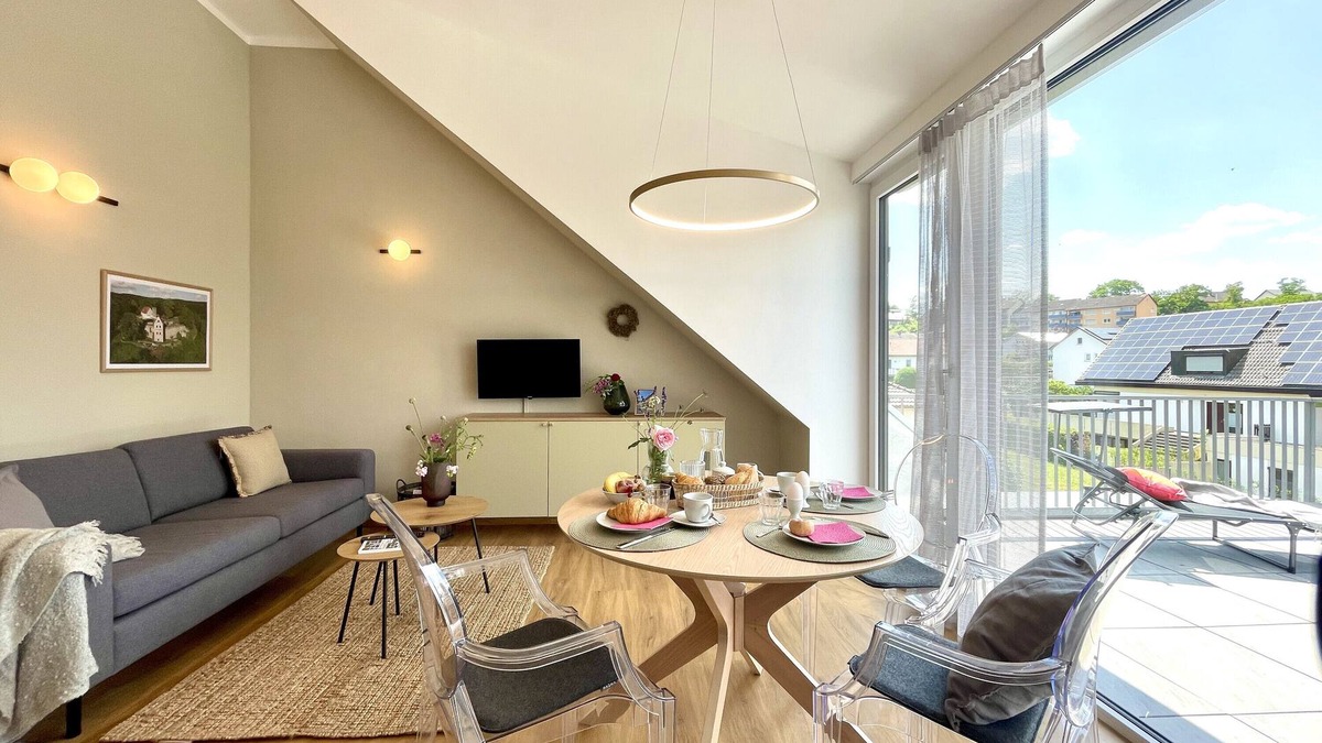 Koenigsberg in Bayern Apartment | Apartment 'Fernblick' with Private Terrace and Wi-Fi